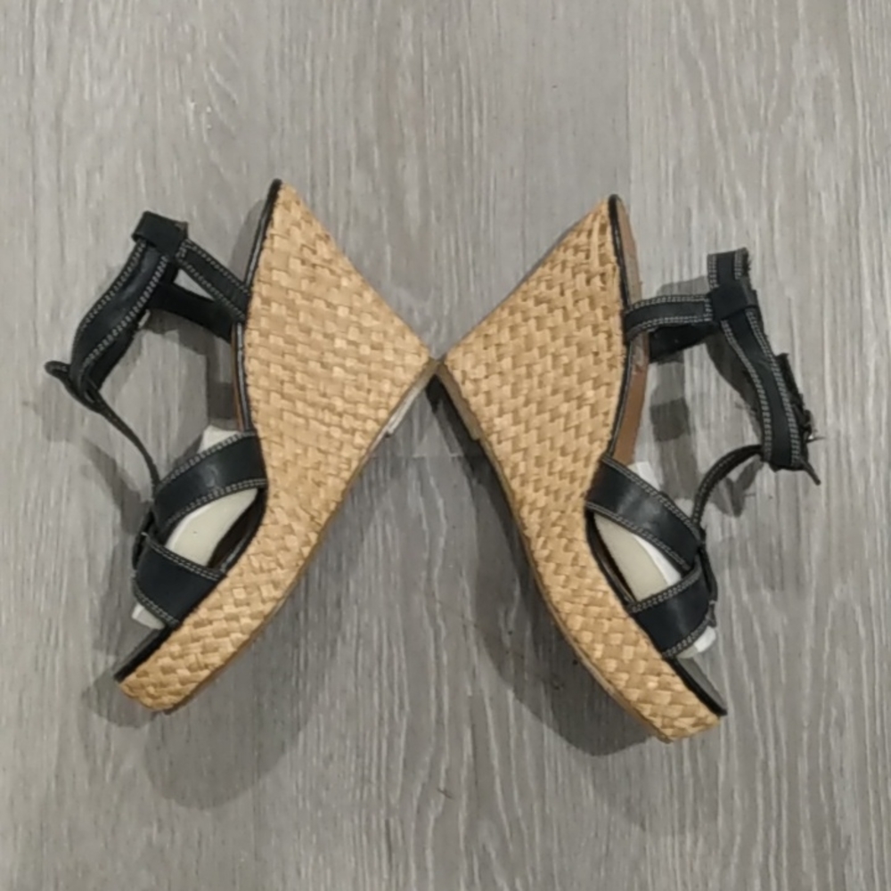 Steve Madden Navy Blue Ankle Strap Platform Wedge